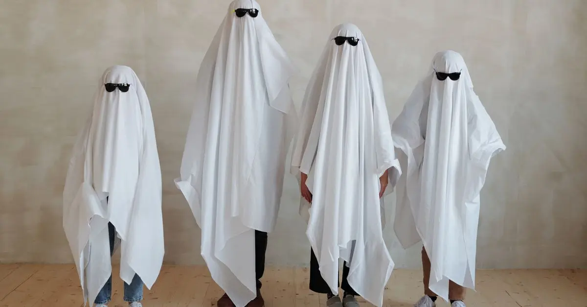 Tutoriel : Créer des costumes de fantômes en famille