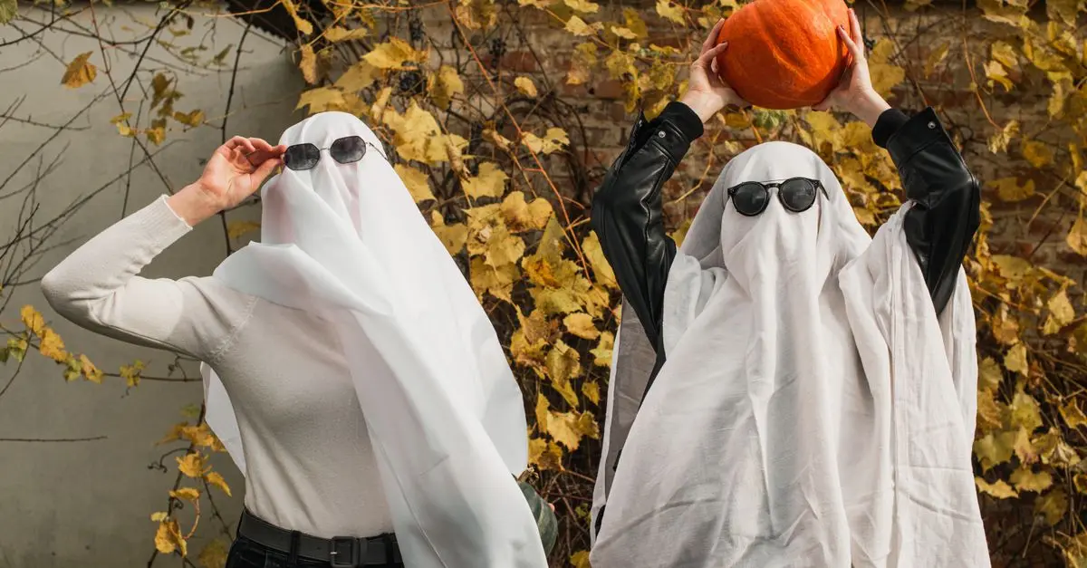 Les symboles de Halloween : Signification des citrouilles et fantômes
